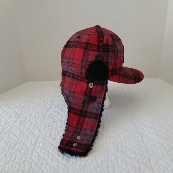 New Era Boston Red Sox Red Plaid Wool Sherpa Ear Flap 59Fifty Hat 7 1/4 NWOT - Picture 3 of 9